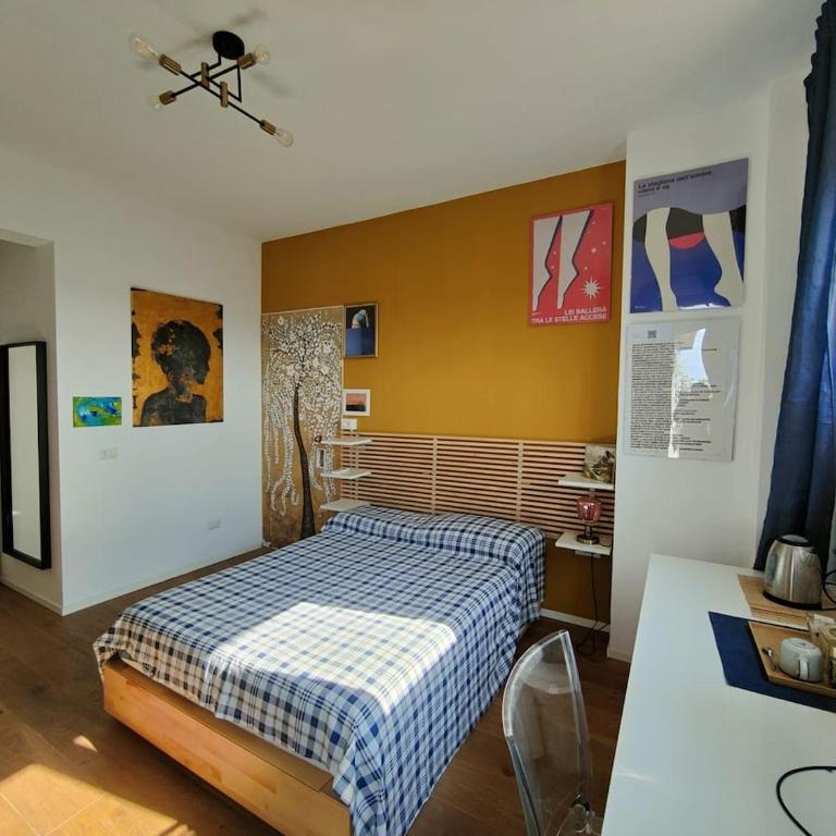 Private bedroom, bathroom, and terrace, metro, no kitchen - Doppelzimmer mit eigenem Bad - 18
