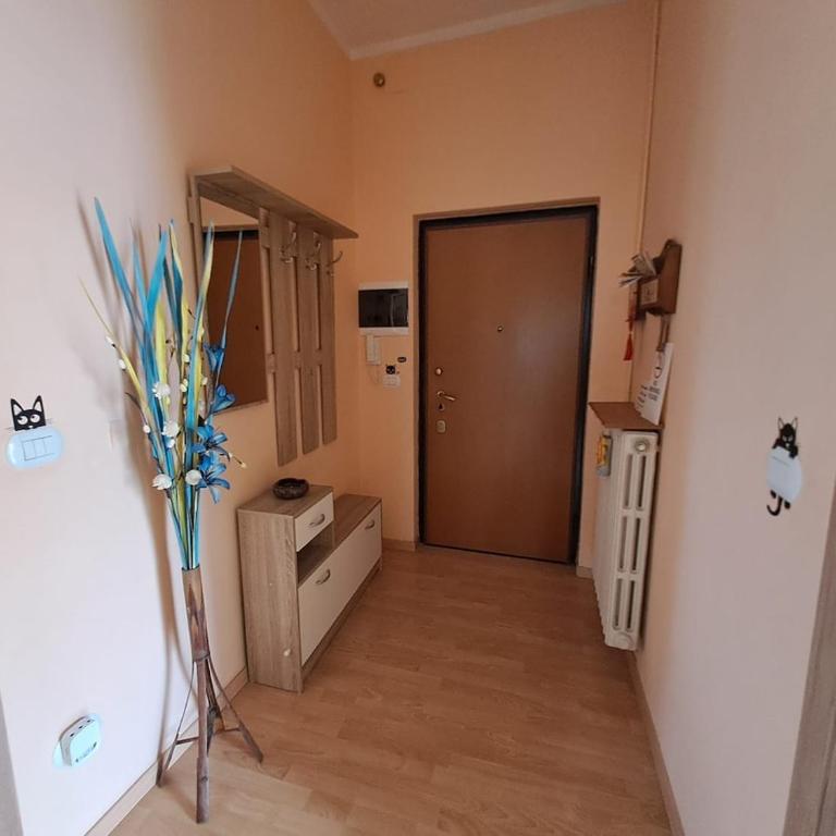 Sole & Luna Charming Colorful Home Arona - Appartamento con 2 Camere da Letto - 23