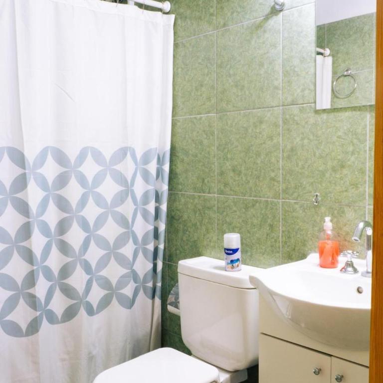 Cabañas Los milagros Con pileta - Two-Bedroom Bungalow - 17