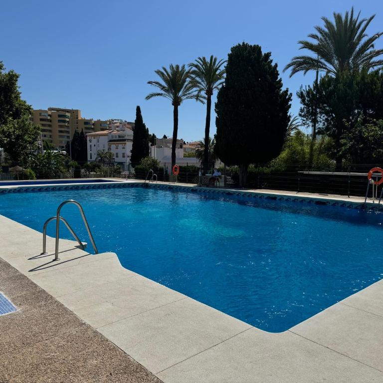 Quiet apartment near the sea with 2 terraces - One-Bedroom Apartment with Balcony and Water View - 1