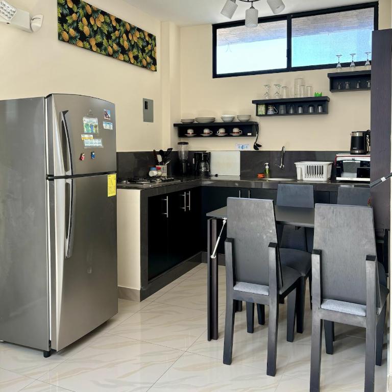 Stay With Islanders! - One-Bedroom Apartment - 5