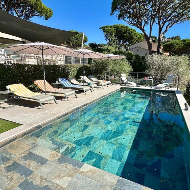 Superbe villa Vue mer - 5 suites - centre & plage à 8' - Villa - 34