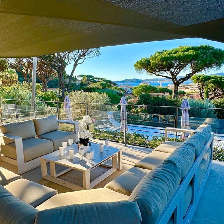 Superbe villa Vue mer - 5 suites - centre & plage à 8' - Villa - 13