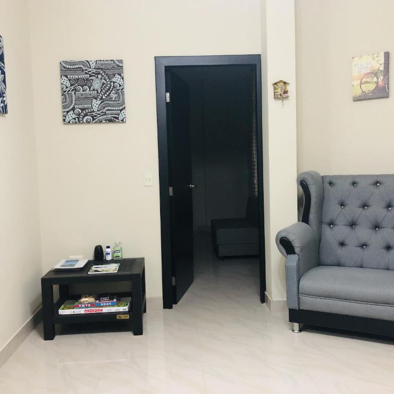 Stay With Islanders! - One-Bedroom Apartment - 7