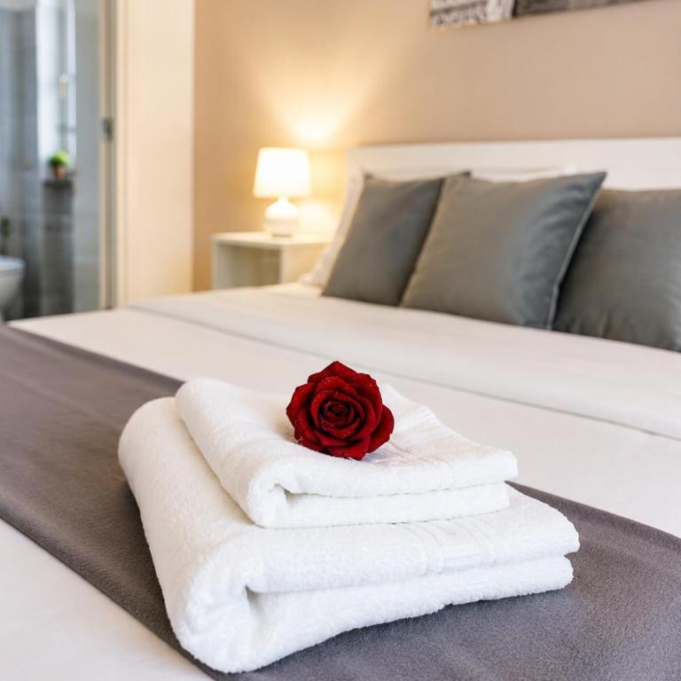 Corso Venezia - Chambre Double avec Salle de Bains Privative - 8