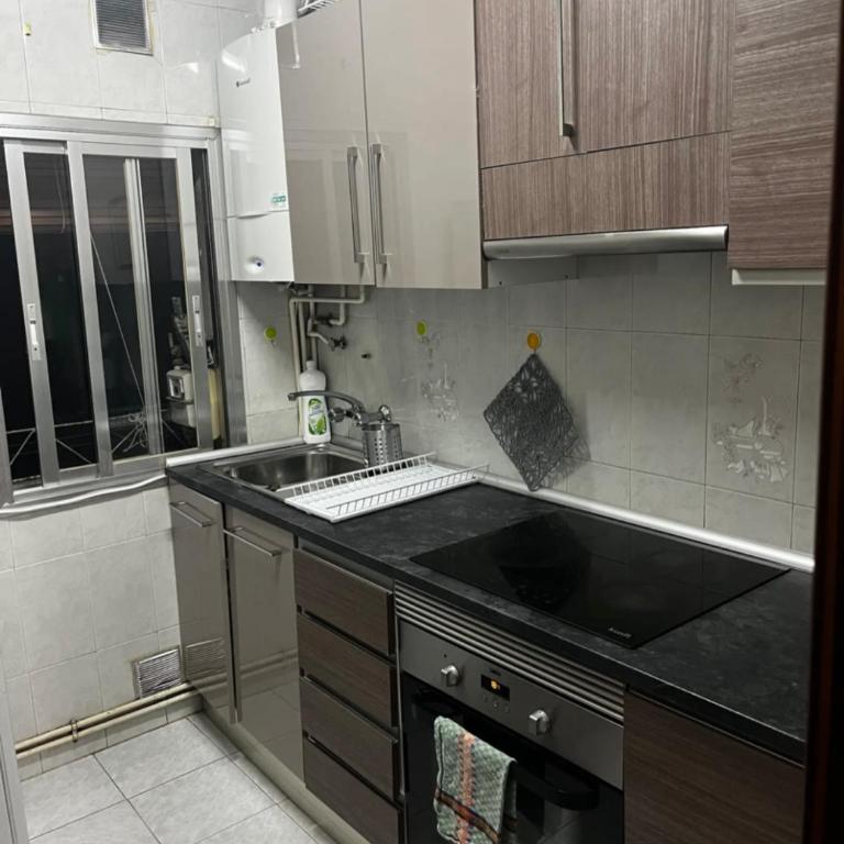 Piso para trabajo VILLAVERDE - Apartamento de 3 dormitorios - 10