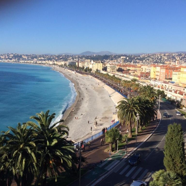 50 m de la plage et 60 m carre au centre - Apartamento de 2 dormitorios - 1