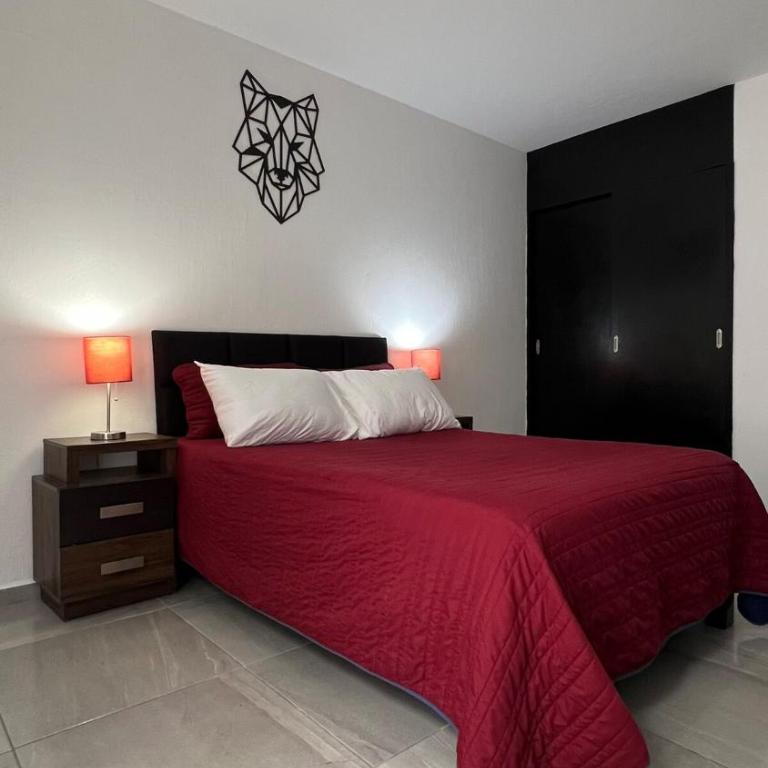Entire House - Luna Mexicana - Two-Bedroom House - 4