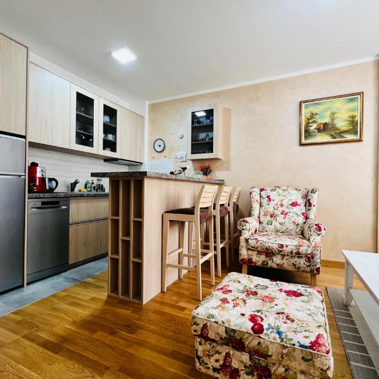 Cosy Home with Balcony, Netflix & Fast WiFi, Self Check-in - Apartment mit 1 Schlafzimmer - 23