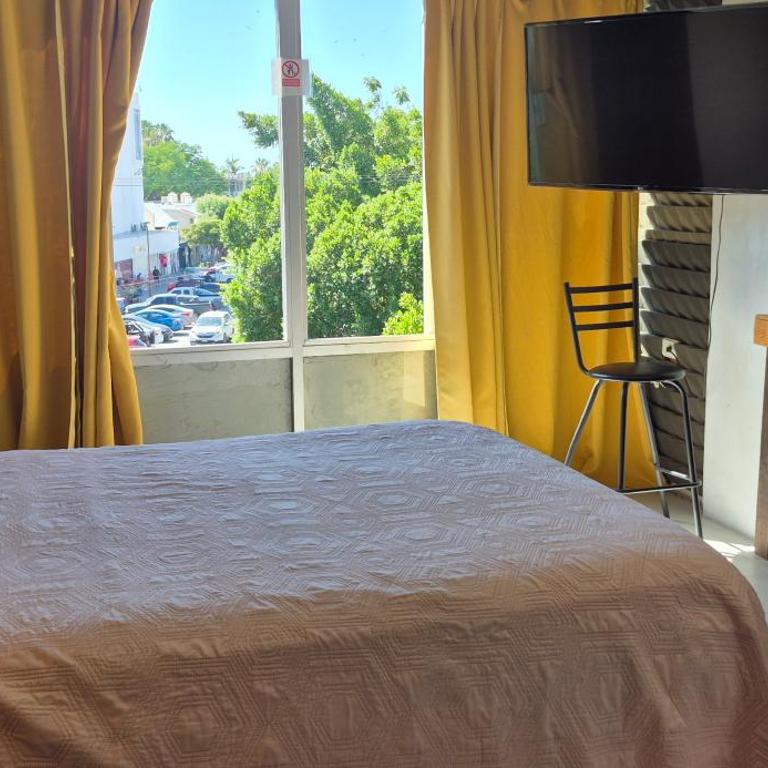 Edificio Bermejo Suites - Apartamento de 1 dormitorio con vistas a la ciudad - 2