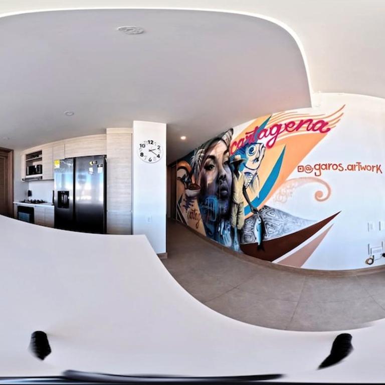 Beachfront Penthouse Spacious, Gym, Pool, 7PPL - Three-Bedroom Apartment - 31