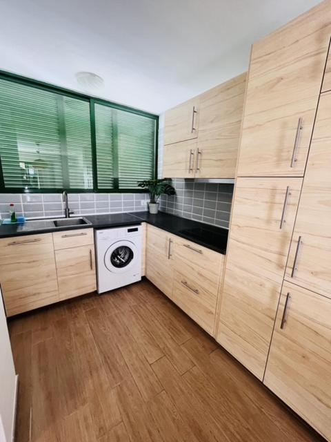 Ocean Paradise - Two-Bedroom Apartment - 13