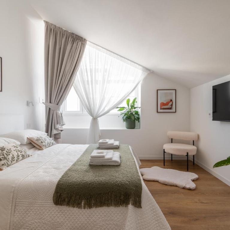 Alba Vista D'Oro - Appartamento con 2 Camere da Letto - 5
