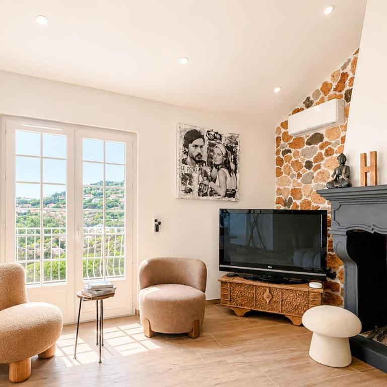Cozy Home In Cavalaire- Sur- Mer - Five-Bedroom House - 1