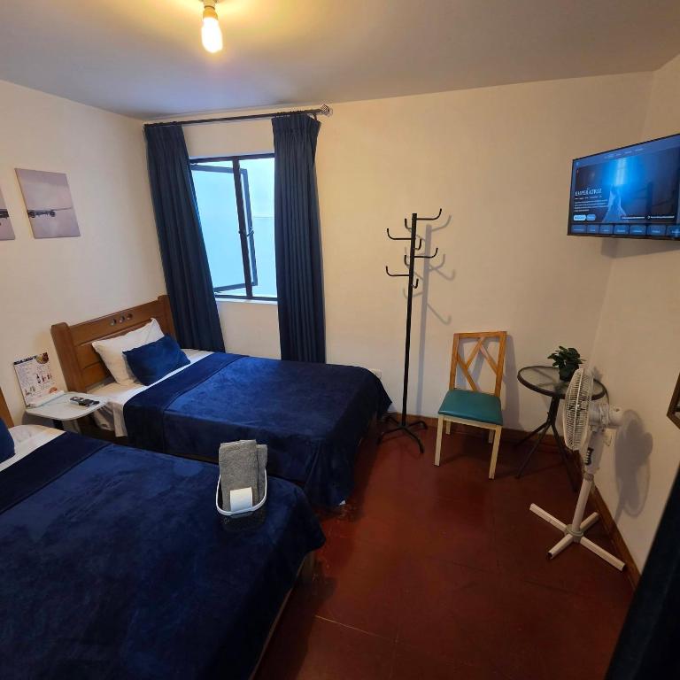 Lima Airport Hostel - FREE AIRPORT PICK UP - Habitación Doble con baño privado - 2 camas - 17