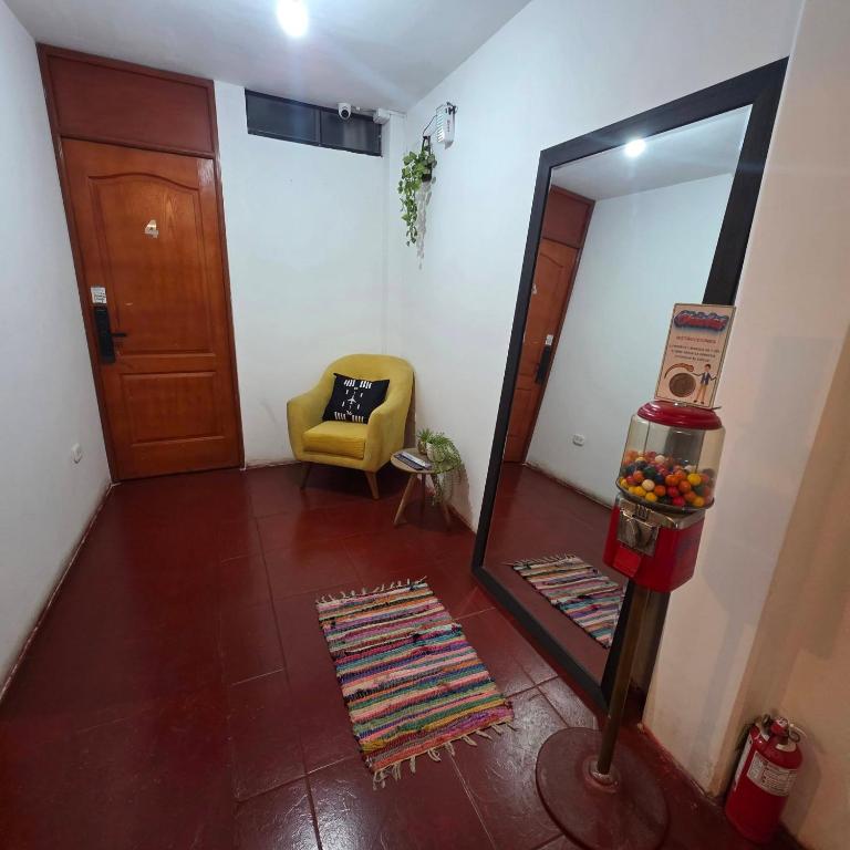 Lima Airport Hostel - FREE AIRPORT PICK UP - Habitación Individual con baño privado - 53