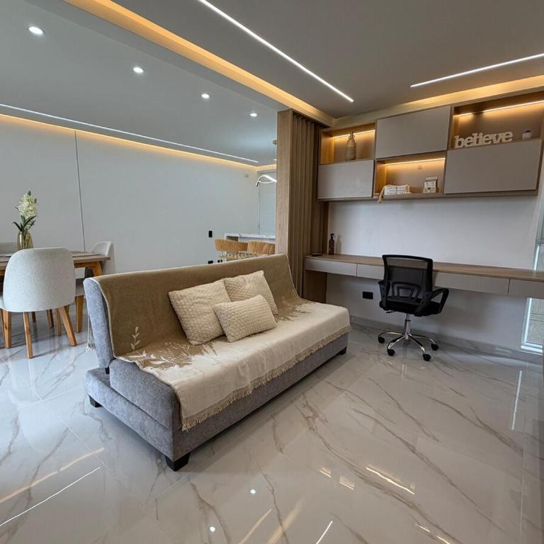 Moderno y Exclusivo Apto cerca a Jardín Plaza - Two-Bedroom Apartment - 31