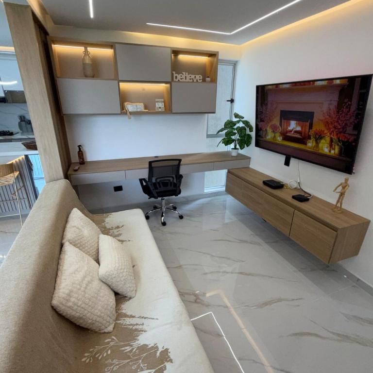 Moderno y Exclusivo Apto cerca a Jardín Plaza - Two-Bedroom Apartment - 39