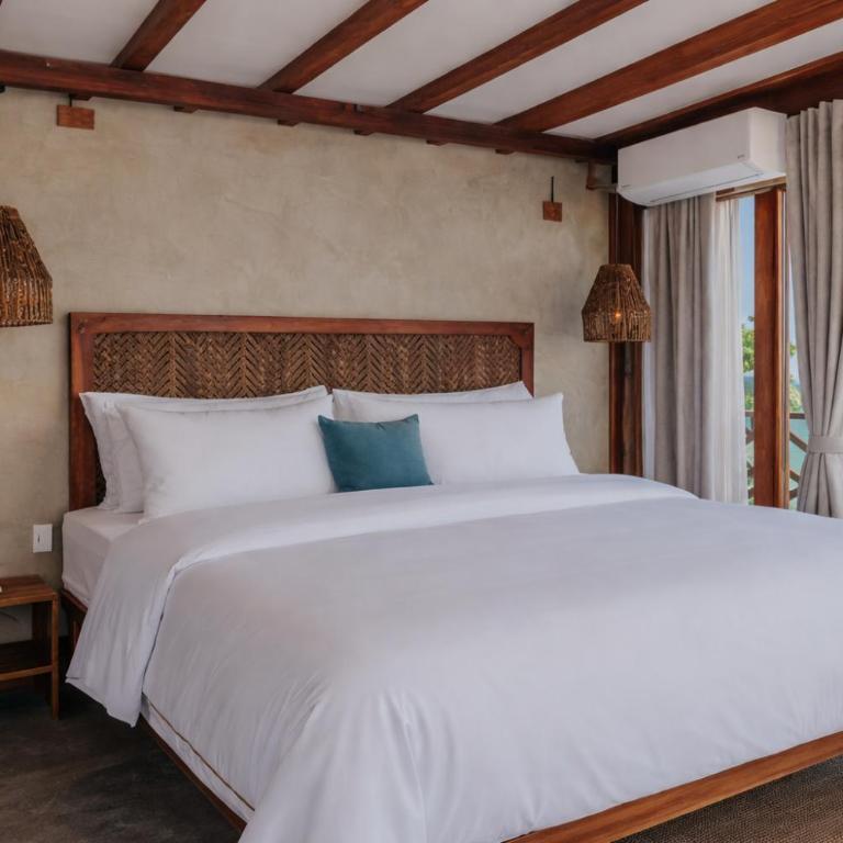 Jaguar Beachfront Ecohotel & Spa - Superior Suite with Sea View - 7