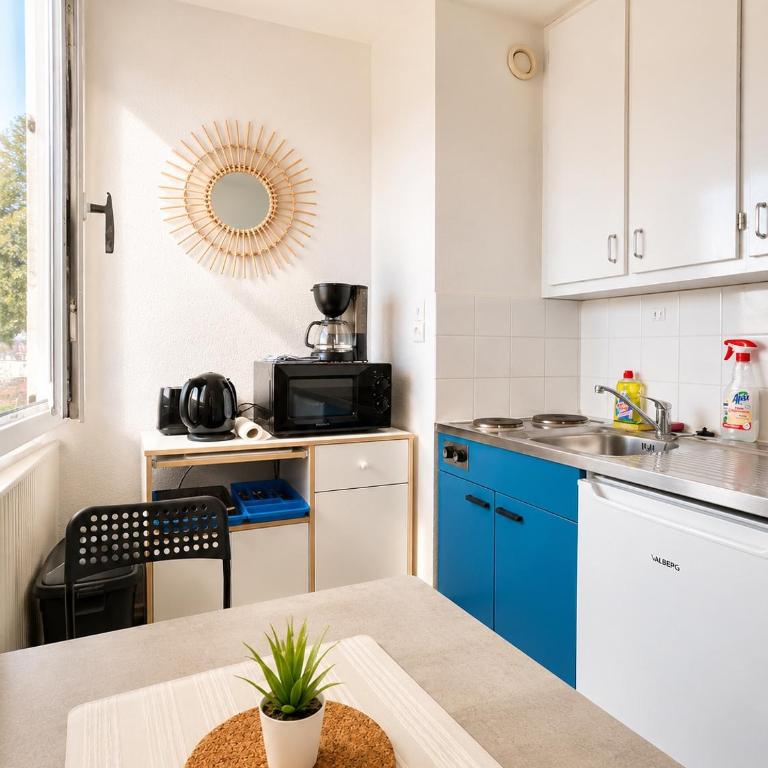 Studio - Arc En Ciel 1 - 23 allée des pinons - 5-1 - One-Bedroom Apartment - 2
