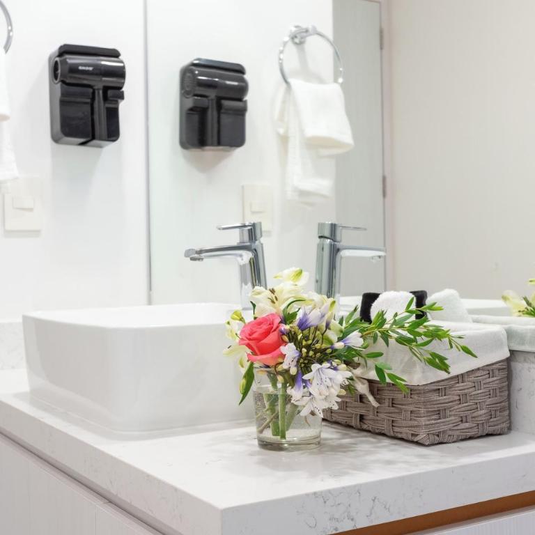 Luxury 2BR Condo Walk to Marina and Medano Beach - Apartamento Deluxe de 2 dormitorios - 25