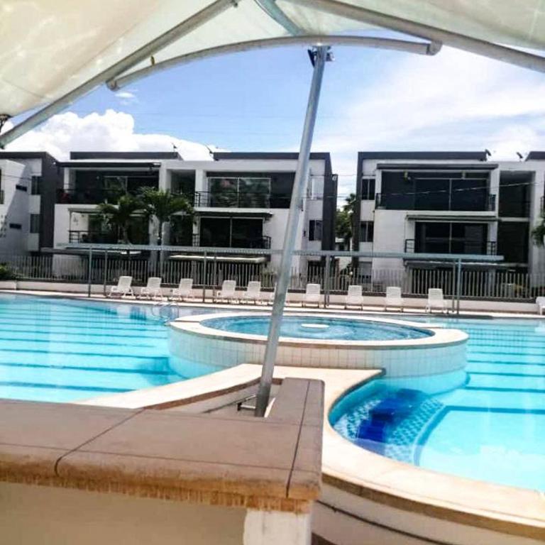 Confortable apartamento con piscina - Two-Bedroom Apartment - 18