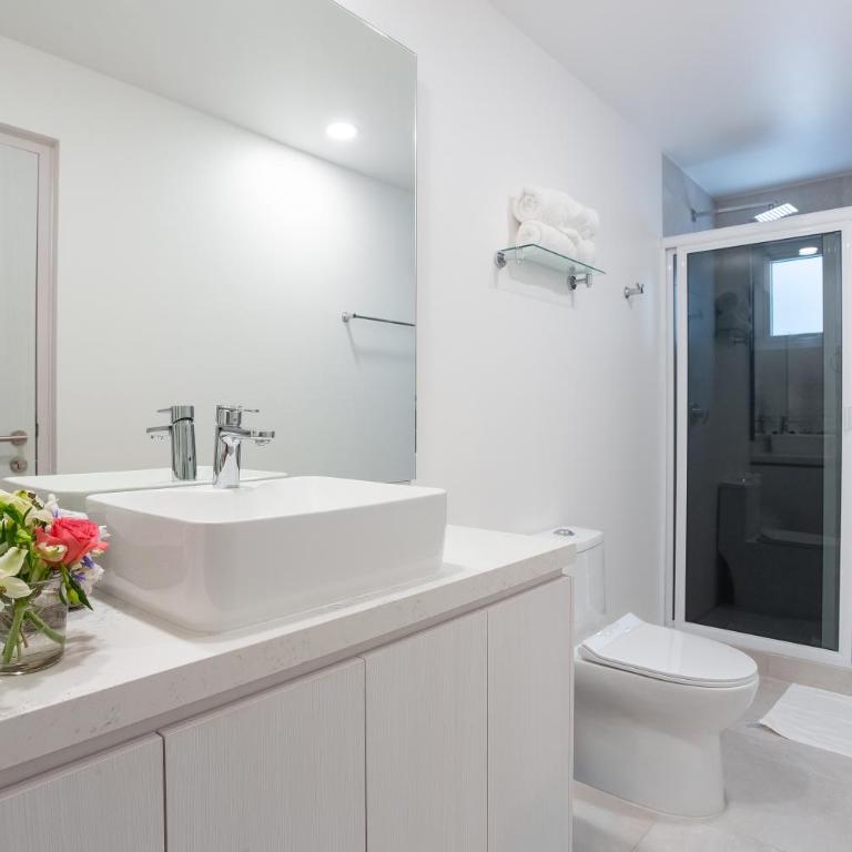 Luxury 2BR Condo Walk to Marina and Medano Beach - Apartamento Deluxe de 2 dormitorios - 28