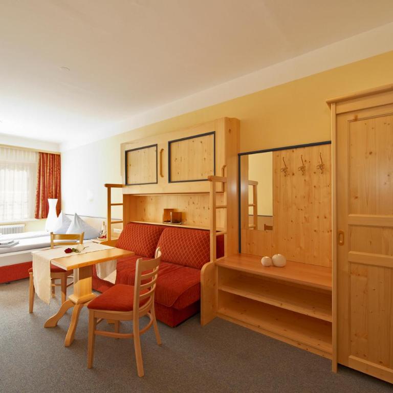 Hotel Hubertushof - Dreibettzimmer - 2