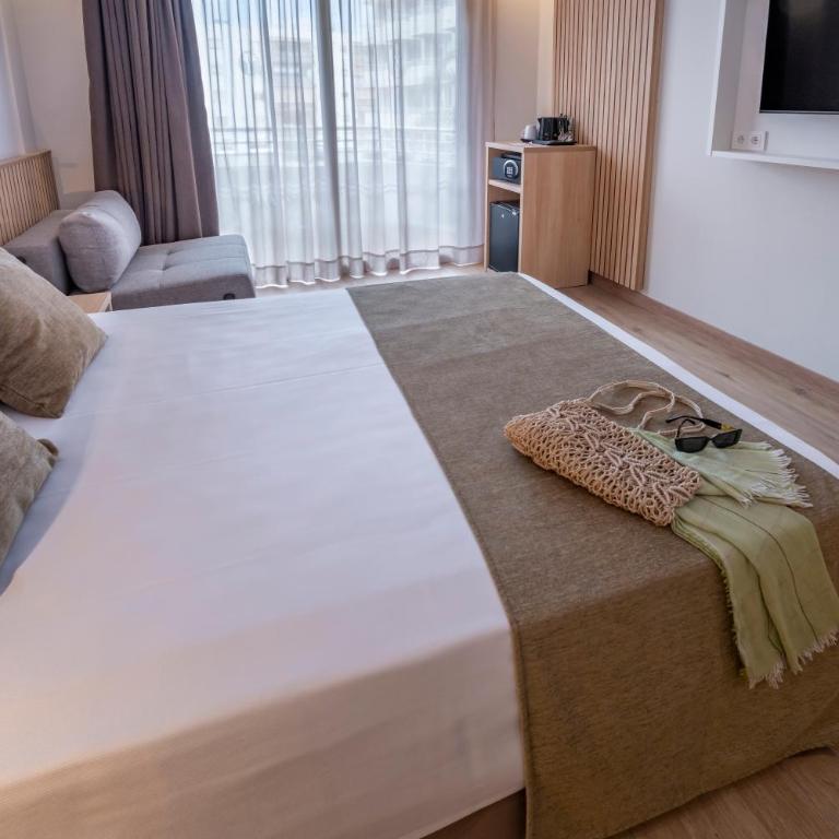 GHT Oasis Tossa & Spa - Habitación Doble con balcón - 1 o 2 camas - 7