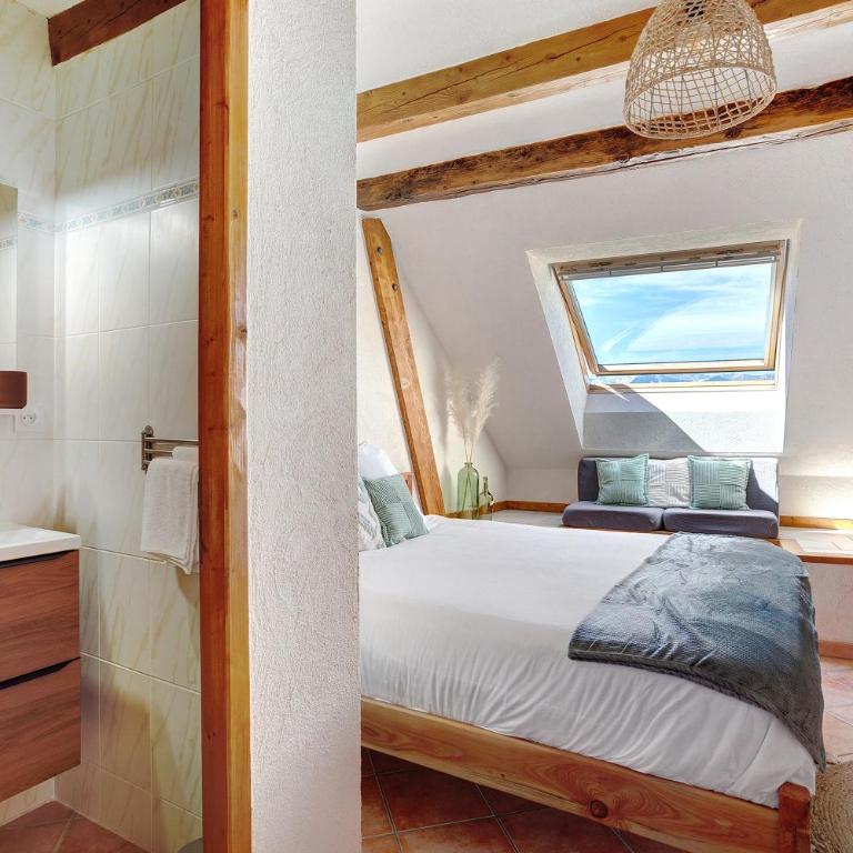 La Grange - Camping Le Mont Orel - - Chambre Standard Lit Queen-Size - 4