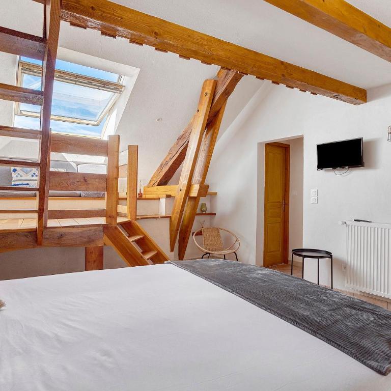 La Grange - Camping Le Mont Orel - - Chambre Quadruple avec Douche - 2