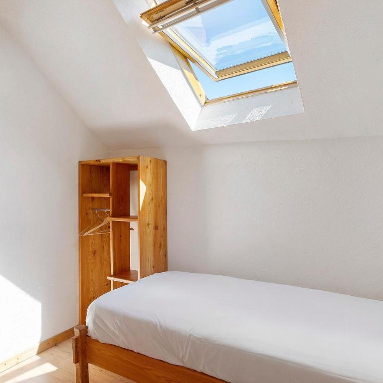 La Grange - Camping Le Mont Orel - - Chambre Quadruple avec Douche - 8