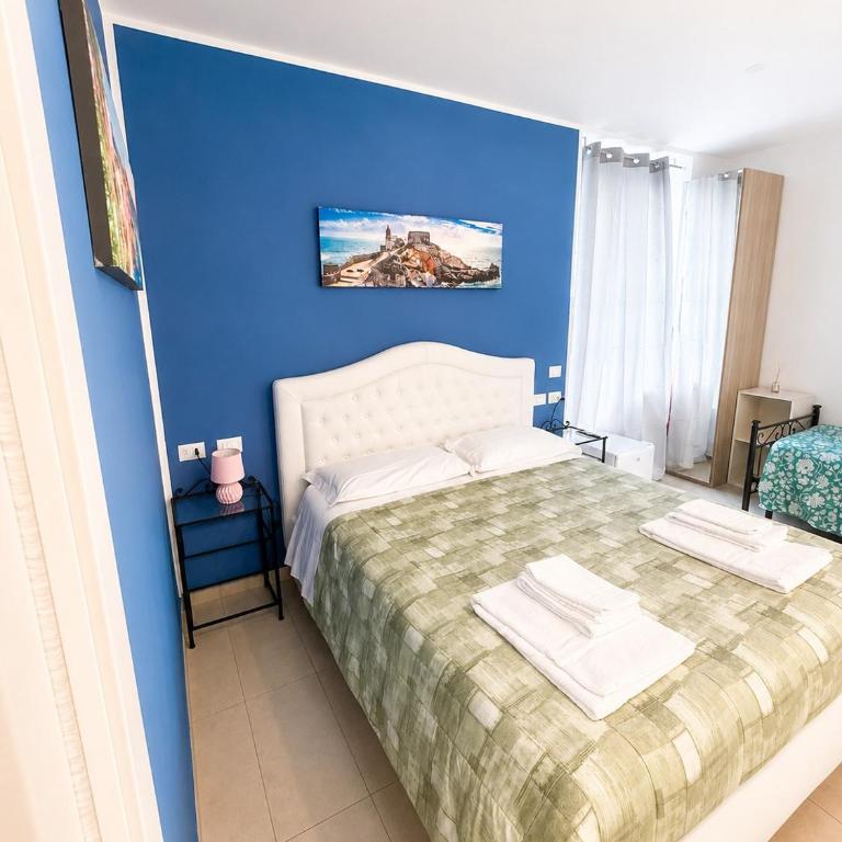 Adam Eric - Habitación Deluxe con cama extragrande - 6