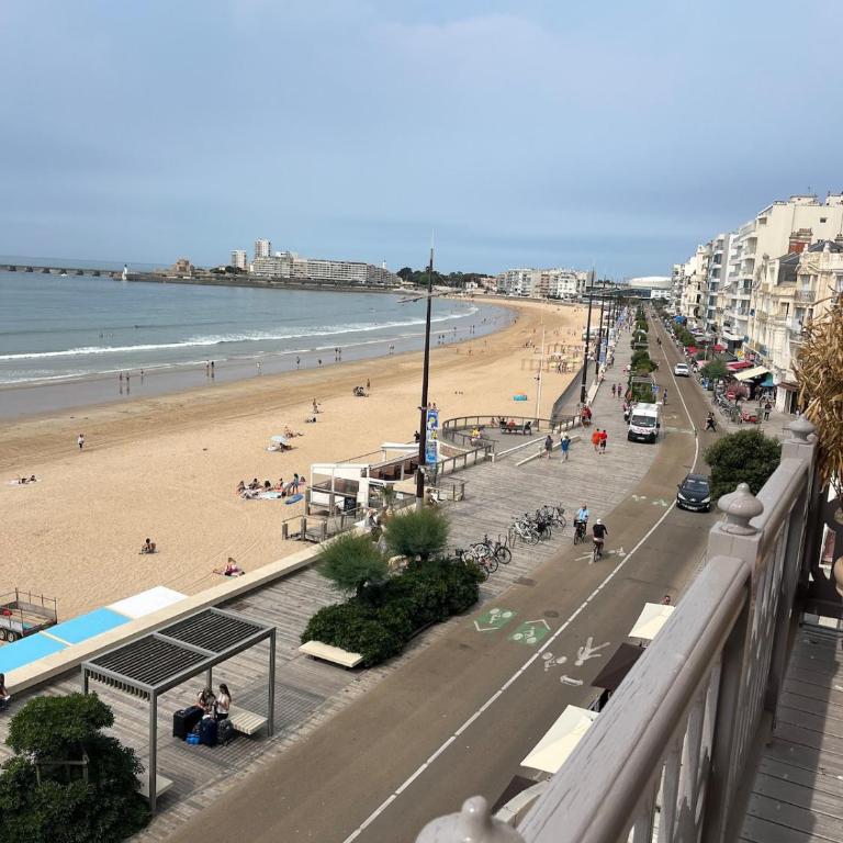 Magnifique appartement haussmannien 4 chambres - Appartamento con 2 Camere da Letto - 1