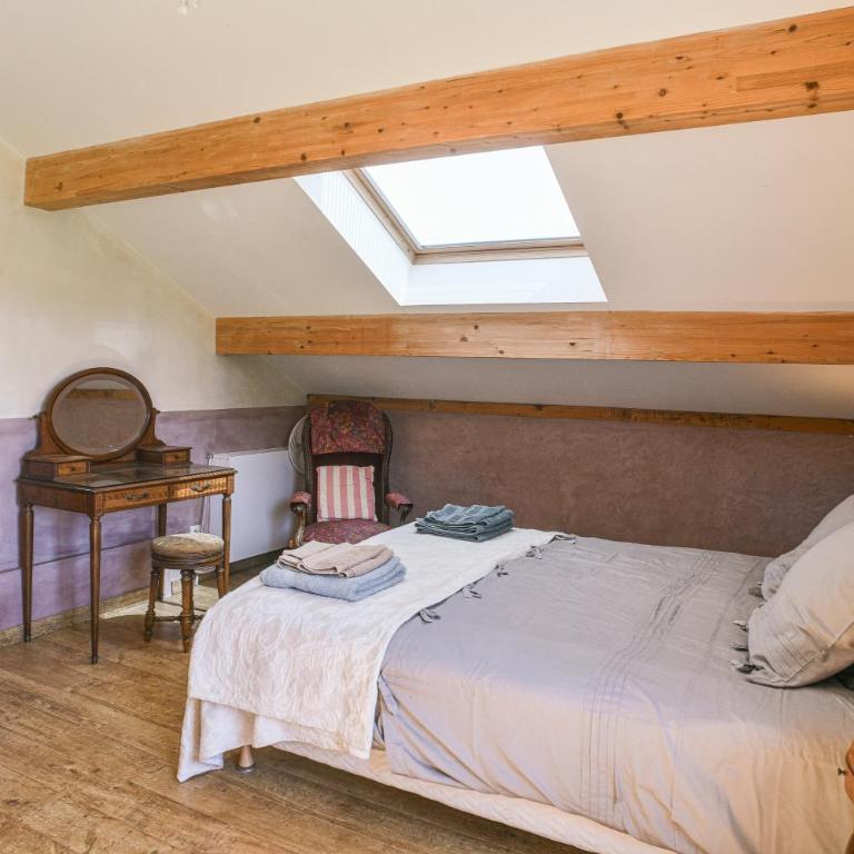 Gîte Les Tulipes, En Isère - Appartement 3 Chambres avec Vue sur la Montagne - 8