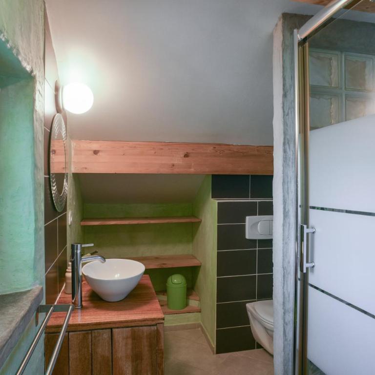 Gîte Les Tulipes, En Isère - Appartement 3 Chambres avec Vue sur la Montagne - 12