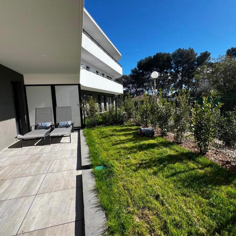 Villeneuve Loubet - Appartement en rez de jardin - 4 personnes - Piscine - Appartement - 2