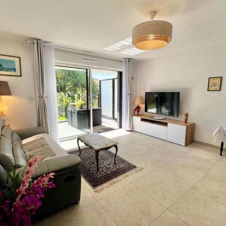 Villeneuve Loubet - Appartement en rez de jardin - 4 personnes - Piscine - Appartement - 9