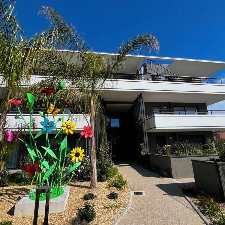 Villeneuve Loubet - Appartement en rez de jardin - 4 personnes - Piscine - Appartement - 18