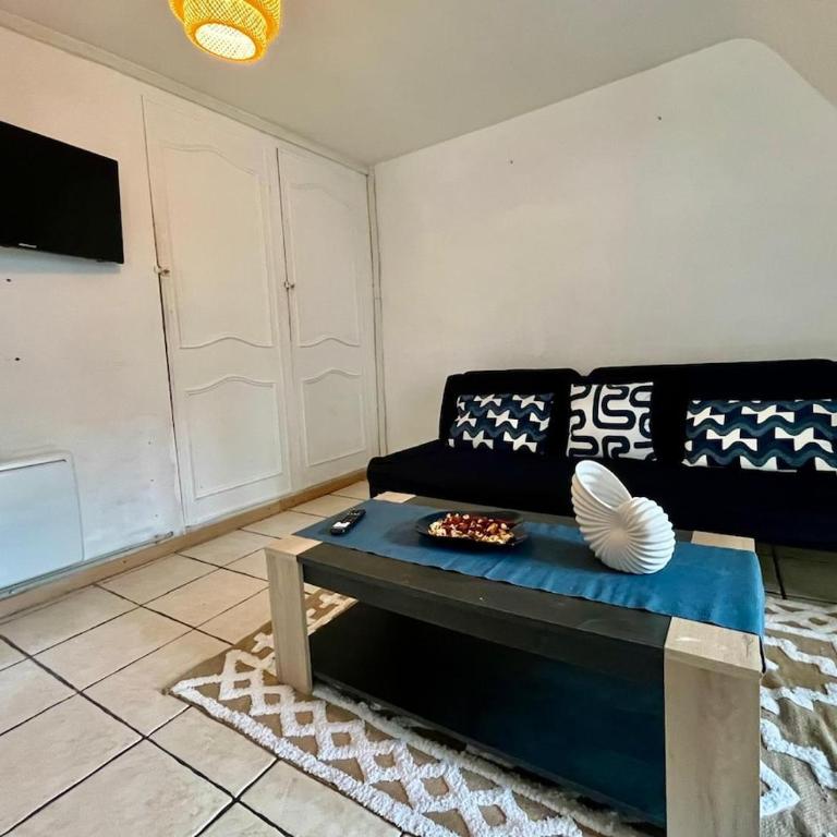 T2-Sous les toits de Caen-Rue Demolombe - Appartement 1 Chambre - 3