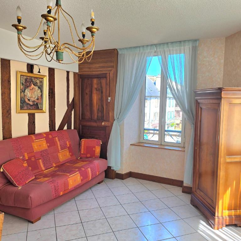 Grand Appart avec loggia - centre ville - thermes - aquensis - parking privé - Appartamento con 2 Camere da Letto - 20