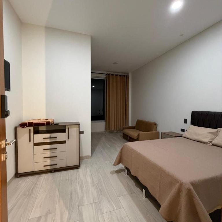 Plaza Central Boutique House - Habitación Familiar - 1