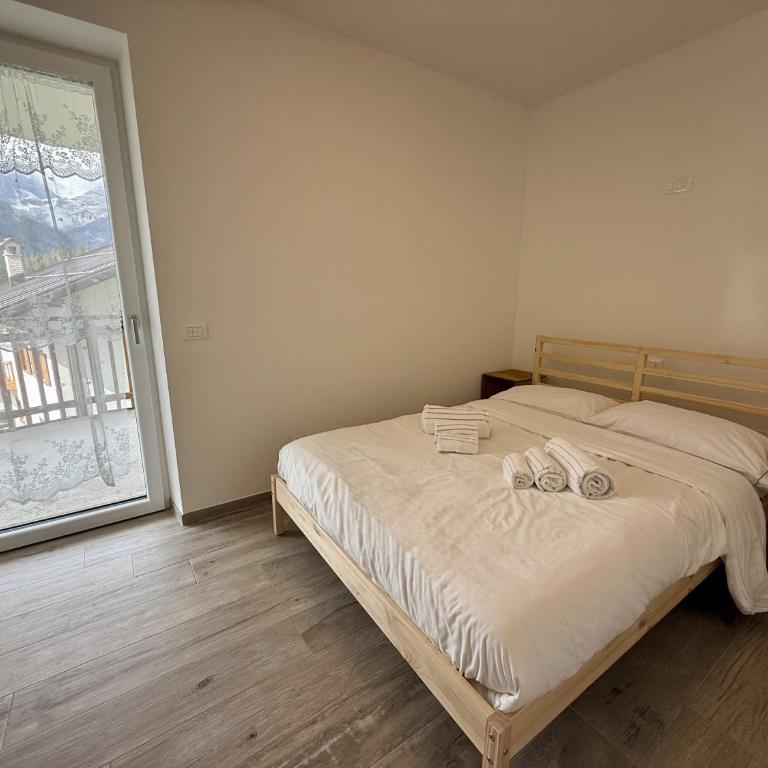 Feder Peaks - Two-Bedroom Apartment with Mountain View - 11