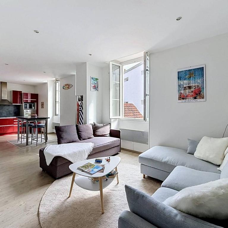 Charmant Duplex en hyper centre Biarritz plage à pieds - Maisonette-Apartment - 5