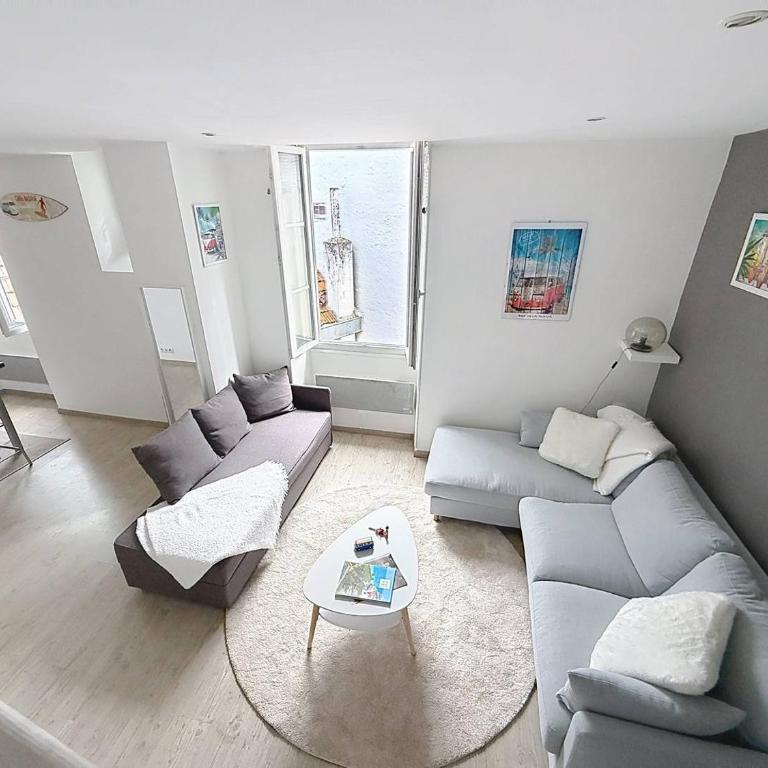 Charmant Duplex en hyper centre Biarritz plage à pieds - Maisonette-Apartment - 4