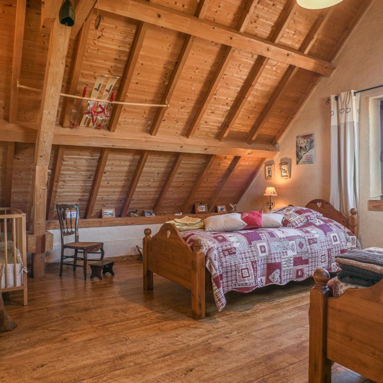 Gîte Les Tulipes, En Isère - Appartement 3 Chambres avec Vue sur la Montagne - 15