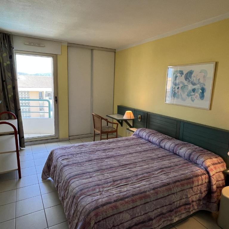 OPEN 41m2 4eme etage vue sur piscine - Appartement 1 Chambre - Vue sur Piscine - 3