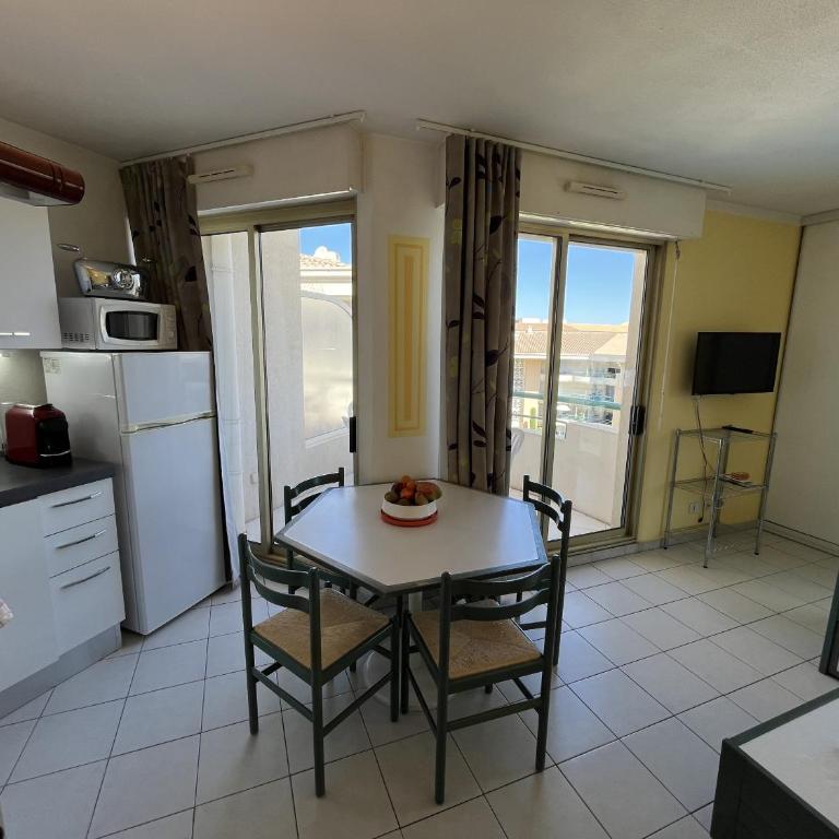 OPEN 41m2 4eme etage vue sur piscine - Appartement 1 Chambre - Vue sur Piscine - 7