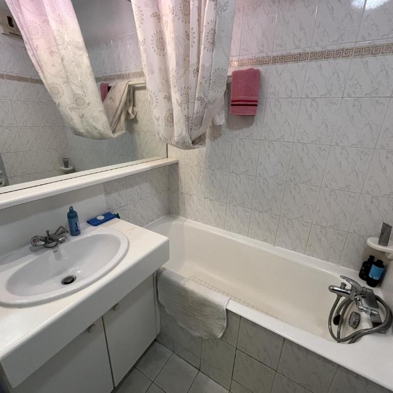 OPEN 41m2 4eme etage vue sur piscine - Appartement 1 Chambre - Vue sur Piscine - 19