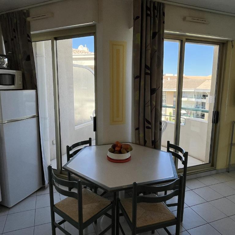 OPEN 41m2 4eme etage vue sur piscine - Appartement 1 Chambre - Vue sur Piscine - 30